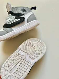 Nike Jordan Sky 1 Size 6