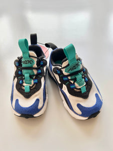 Nike Air 270 Reacts Size 4.5