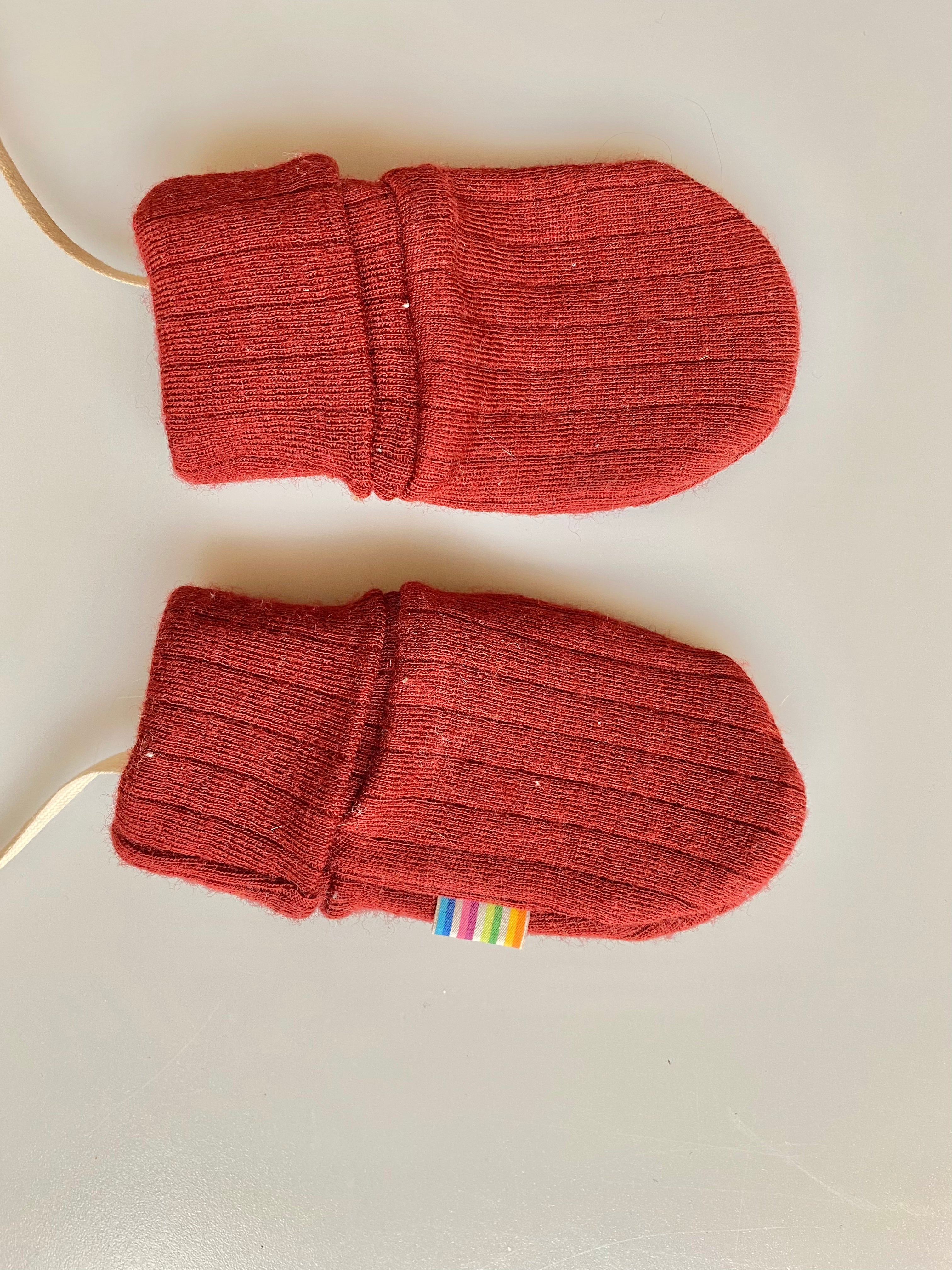 Joha Red Merino Wool Mittens  0-3 months